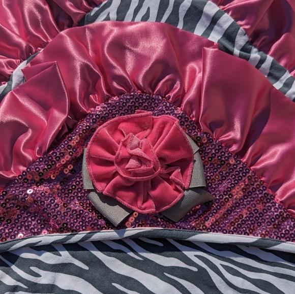 Boutique Peaches 'n Cream knit hooded 🦓 print baby blanket w/satin pink trim - Picture 9 of 11